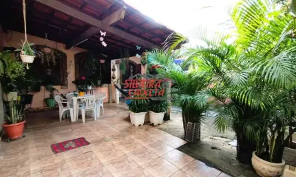 Casa com 3 quartos à venda no Planalto, Belo Horizonte  por R$ 579.000