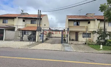 Vende-se Sobrado em Condominio no Cajuru - Otima Localizacao- Aceita financiamento