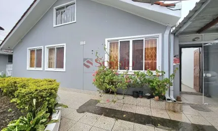 Casa com 4 quartos para alugar na Avenida Jornalista Aderbal Gaertner Stresser, 300, Cajuru, Curitiba
