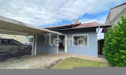 Casa com 2 quartos para alugar no Ponta Aguda, Blumenau , 88 m2 por R$ 2.250