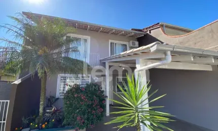 Casa com 3 quartos à venda em Água Verde, Blumenau , 150 m2 por R$ 950.000