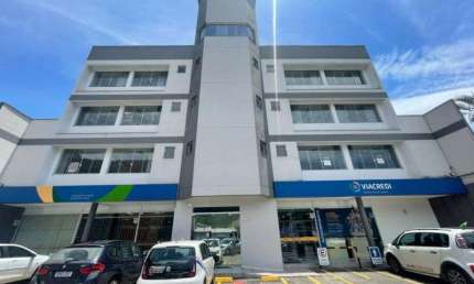 Ponto comercial com 7 salas para alugar no Velha, Blumenau , 450 m2 por R$ 17.000