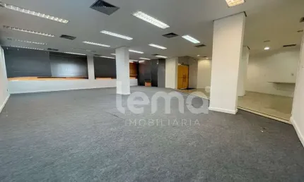 Ponto comercial à venda no Centro, Blumenau , 863 m2 por R$ 2.790.000