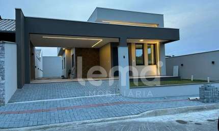 Casa com 3 quartos à venda no Encano, Indaial , 134 m2 por R$ 699.990