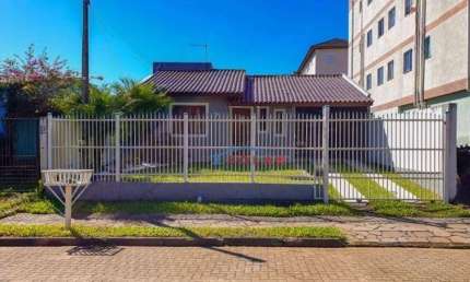 Casa com 3 dormitórios para alugar, 180 m² por R$ 4.097,00/mês - Campestre - São Leopoldo/RS