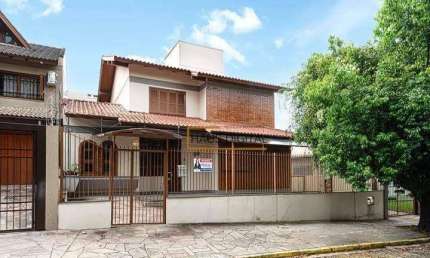 Casa com 6 quartos para alugar na Rua Felipe dos Santos, Padre Reus, São Leopoldo
