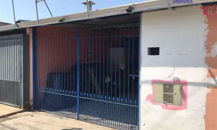 Casas com Salões para venda em Sorocaba no bairro Jardim Pacaembu