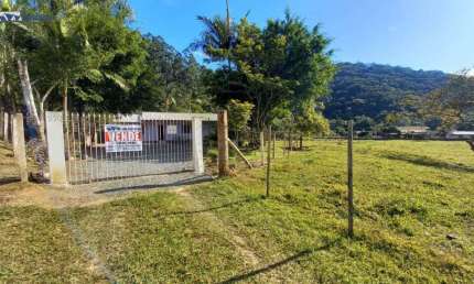 Sitio com 35.000m2. Para Venda em Itajai  Brilhante II  3 dormitorios  1 banheiro  1 vaga