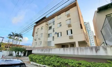 Apartamento com 01 suite + 02 dormitorios vila operaria em itajai.
