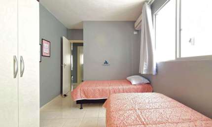 Apartamento quadra mar  mobiliado   01 Dormitorio + 01 Suite No Centro de BC