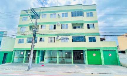 Apartamento Reformado   Com 1 dormitorio e 1 vaga de garagem no Municipios   Balneario Camboriu