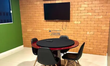 Apartamento com 2 dormitorios sendo 1 suite e 1 vaga no Bairro Sao Joao em Itajai