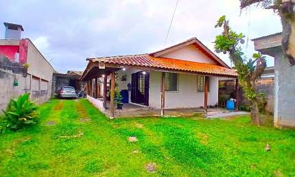 Casa de 2 quartos no Balneário Ipacaraí em Matinhos - Paraná