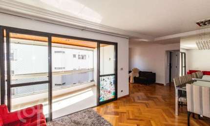 Apartamento com 3 quartos à venda na Avenida dos Imarés, 557, Moema, São Paulo por R$ 1.340.000