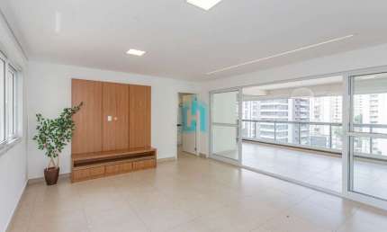 Apartamento com 3 quartos para alugar na Avenida Iraí, 407, Moema, São Paulo por R$ 12.900
