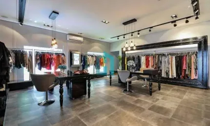 Casa comercial com 1 sala à venda na Rua Professor João Brito, 56, Vila Nova Conceição, São Paulo por R$ 3.900.000