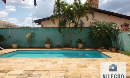 Casa de Esquina no Tarraf II com 3 dormitórios e 2 vagas de garagem / Próximo ao Duo Jk !!