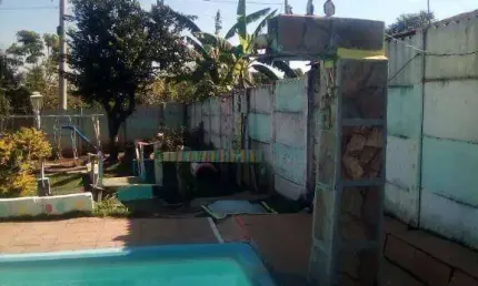 Chácara Estância Vila Azul com 4 dormitórios e 2 vagas de garagem / Próximo a Av Potirendaba