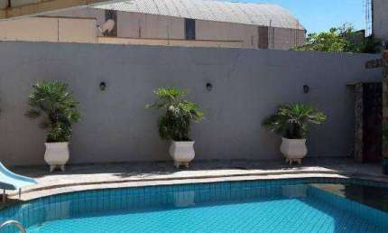 Sobrado em Bairro Residencial Mançor Daud com 4 suítes , 4 vagas de garagem - Próximo ao Austa !!