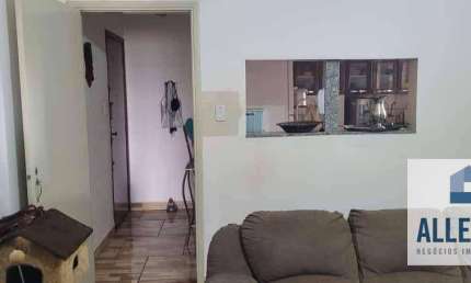 Apartamento Reformado no Ed. Latife com 2 Dormitórios e Próximo ao Mercadão