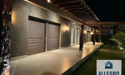 Exclusivo Rancho à Venda no Condomínio Enseada 2 com 4 suítes e   com Espaço para vários veículos / Próximo a Br 153 !!