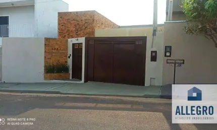 Casa à venda em Bady Bassitt com 3 dormitórios e 2 vagas de garagem !