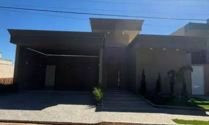 Casa à venda no Cond Villagio Donzeline com 3 suítes e 2 vagas de garagem / Próximo a porcada tradicional