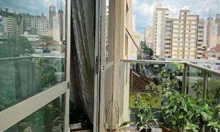 Apartamento à venda no Edifício Cimo com 3 dormitórios e 2 vagas de garagem / Próximo a Av Bady Bassitt