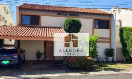 Casa à venda no Green Village com 5 suítes e 2 vagas de garagem / Próximo a Rodobens