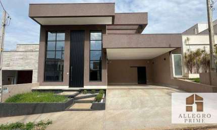Casa à venda no Village La Montagne com 3 suítes e 2 vagas de garagem / Próximo ao Iguatemi