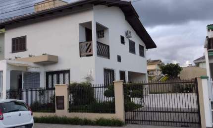 Casa com 4 quartos à venda na Rua Andrino Bento Amorim, 180, Souza Cruz, Brusque