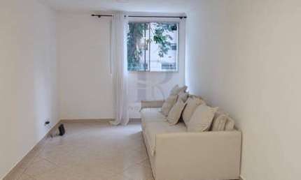 Edf. Vivian - 3. dorm - Aluguel Mobiliado - Ótima Localização