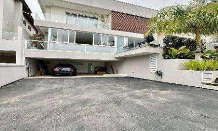 Casa com 5 dormitórios à venda, 300 m² por R$ 3.795.000,00 - Arujá 5 - Arujá/SP