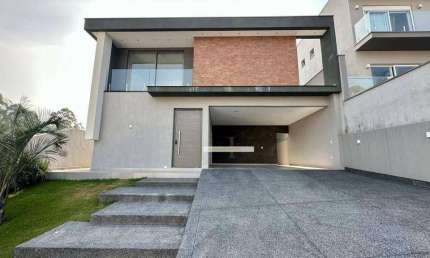 Casa com 4 dormitórios à venda, 300 m² por R$ 3.185.000,00 - Residencial Real Park - Arujá/SP