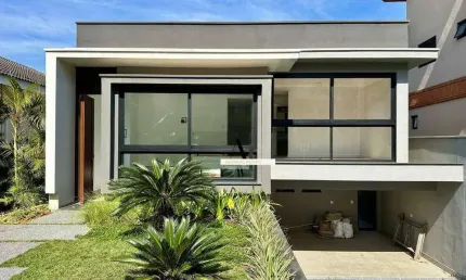 Casa com 3 dormitórios à venda, 250 m² por R$ 4.195.000 - Jardim Fazenda Rincão - Arujá/SP