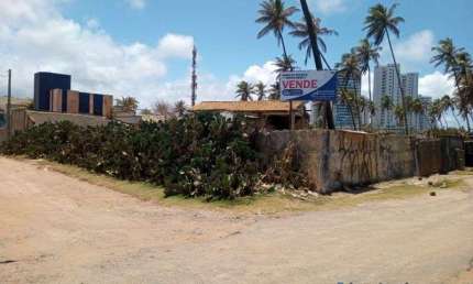 Terreno à venda na Avenida Octávio Mangabeira, 7863, Pituaçu, Salvador
