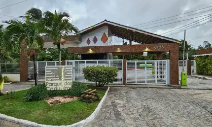 Condomínio Parque dos Coqueiros - Casa Duplex - 6 Suítes