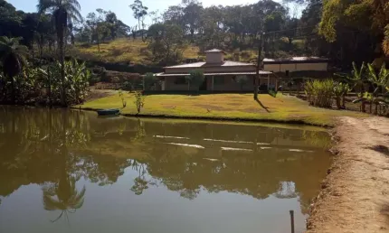Chácara / sítio com 3 quartos à venda na Zona Rural, Caeté , 250 m2 por R$ 1.100.000