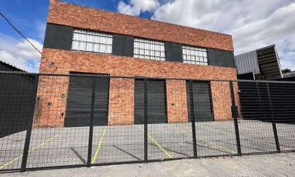 Barracão / Galpão / Depósito à venda na Venda Nova, Belo Horizonte , 441 m2 por R$ 1.399.000