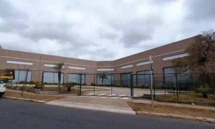 Barracão / Galpão / Depósito à venda no Vale das Amendoeiras, Contagem , 600 m2 por R$ 2.200.000