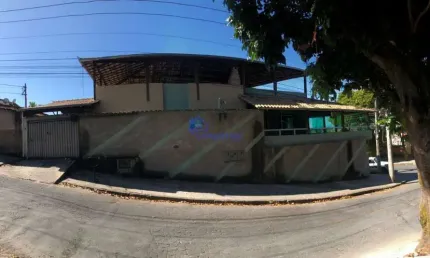 Casa com 3 quartos à venda em letícia, belo horizonte , 258 m2 por r$ 1.400.000