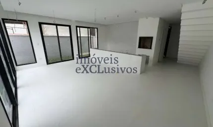 Casa em condomínio fechado com 3 quartos à venda na Rua Irma Schreiner Maran, 503, Santa Cândida, Curitiba por R$ 1.170.000