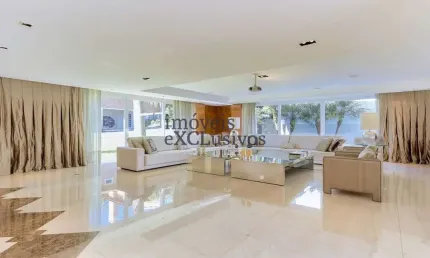 Casa em condomínio fechado com 4 quartos à venda na Rua Luiz Augusto Marckmann Grocoske, 725, Campo Comprido, Curitiba por R$ 8.480.000