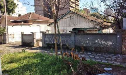 Terreno à venda na Alameda Princesa Izabel, 2076, Bigorrilho, Curitiba por R$ 1.800.000