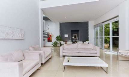 Casa com 2 quartos à venda na Rua Vitório Sbalqueiro, 680, Vista Alegre, Curitiba por R$ 1.750.000
