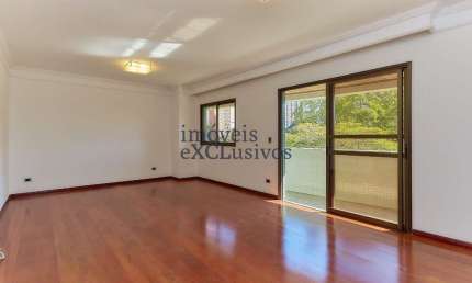 Apartamento com 4 quartos para alugar na Travessa Lange, 271, Água Verde, Curitiba por R$ 6.000