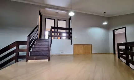Casa Residencial com 3 quartos  para alugar, 318.74 m2 por R$6900.00  - Merces - Curitiba/PR