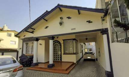 Casa Comercial para alugar, 174.00 m2 por R$5300.00  - Merces - Curitiba/PR