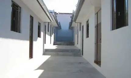 Casa residencial com 1 quarto  para alugar, 38.00 m2 por r$800.00  - fazendinha - curitiba/pr