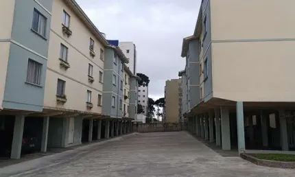Apartamento com 2 quartos  para alugar, 57.76 m2 por R$1350.00  - Novo Mundo - Curitiba/PR